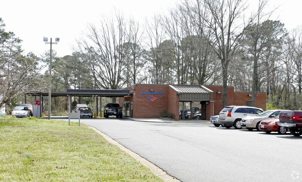 1161 N George Washington Hwy N, Chesapeake, VA for sale - Building Photo - Image 3 of 11