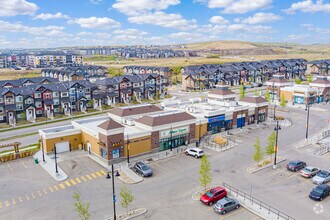 8 Nolan Hill Blvd NW, Calgary, AB - Aerial map view - Image1