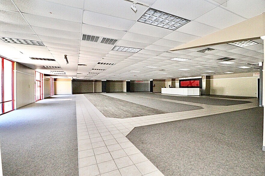 1450 W Marion Ave, Lake Park, GA à louer - Photo intérieure - Image 2 de 15