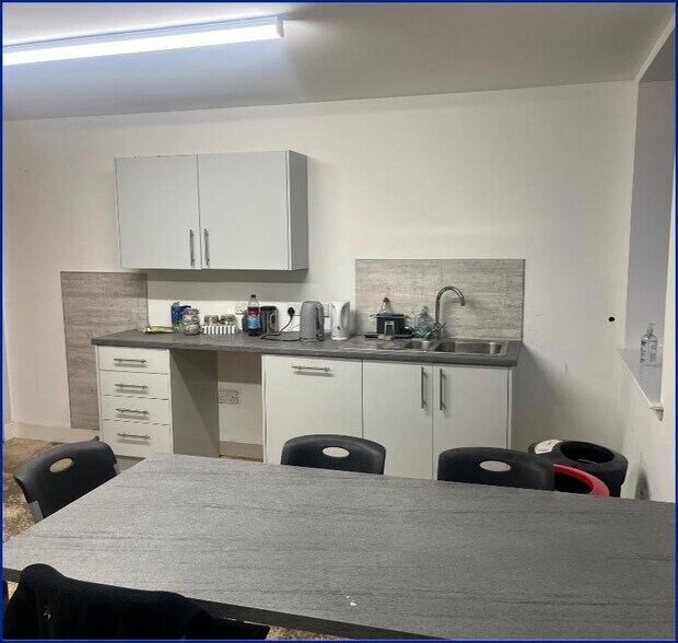 72 Whitecraigs Rd, Glenrothes à louer - Photo du bâtiment - Image 3 de 5