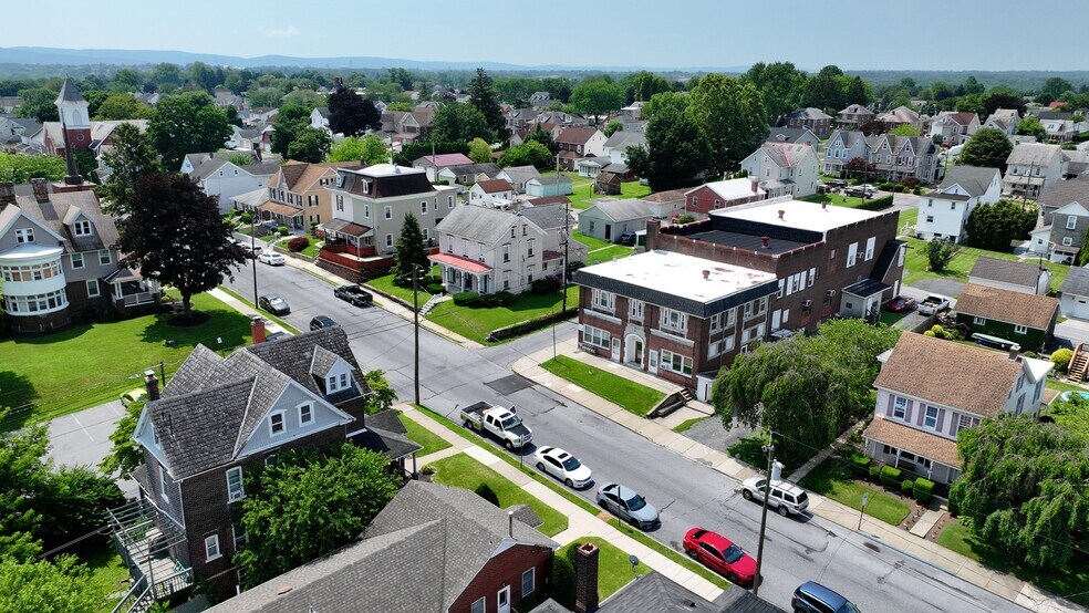 32-38 N 3rd St, Coplay, PA à louer - Photo du bâtiment - Image 2 de 16