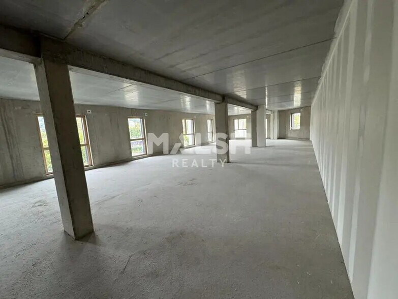 Bureau dans Saint-Étienne à vendre - Photo du bâtiment - Image 3 de 5