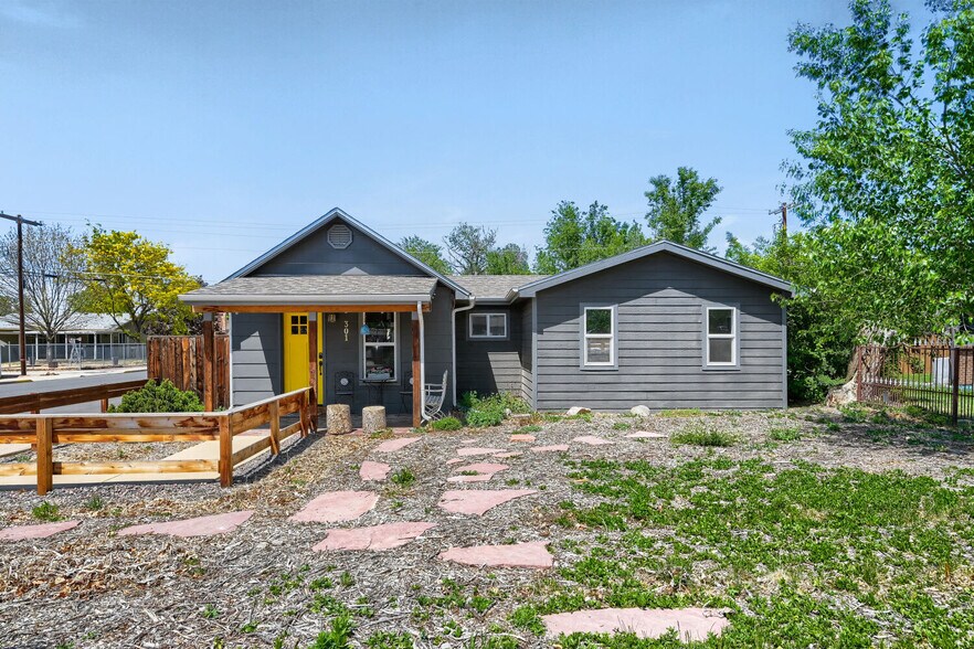 301 4th St., Frederick, CO à vendre - Photo du bâtiment - Image 2 de 28