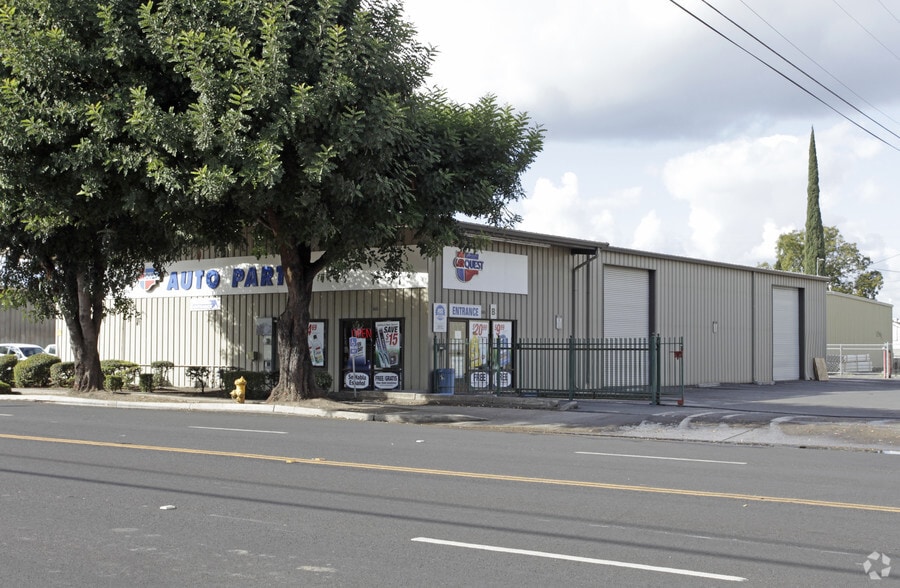 1645 E Miner Ave, Stockton, CA à vendre - Photo principale - Image 1 de 3