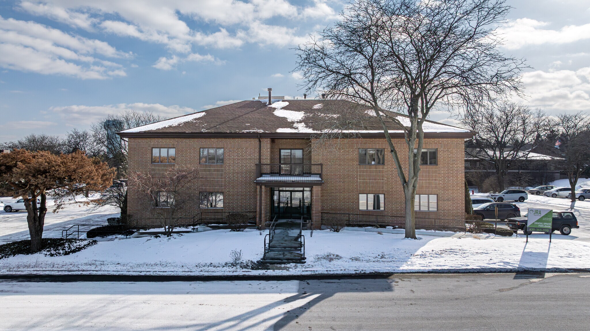 183 S Bloomingdale Rd, Bloomingdale, IL à louer Photo du bâtiment- Image 1 de 14