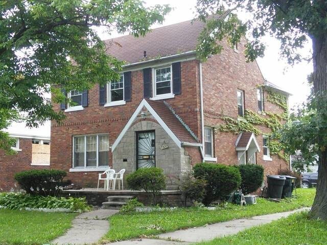 5504 Buckingham Ave, Detroit, MI for sale Primary Photo- Image 1 of 2