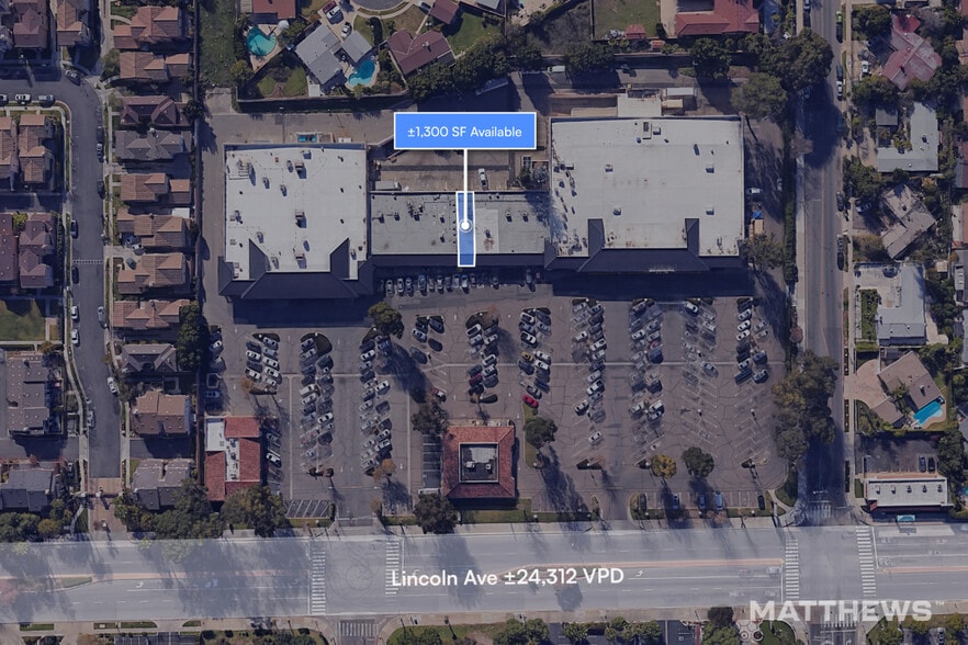 2360-2394 W Lincoln Ave, Anaheim, CA for lease - Building Photo - Image 2 of 4