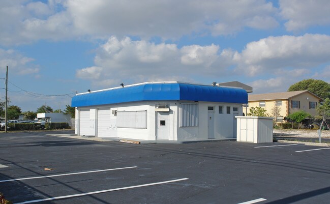 Plus de détails pour 4371 N Dixie Hwy, Pompano Beach, FL - Bureau/Commerce de détail à louer