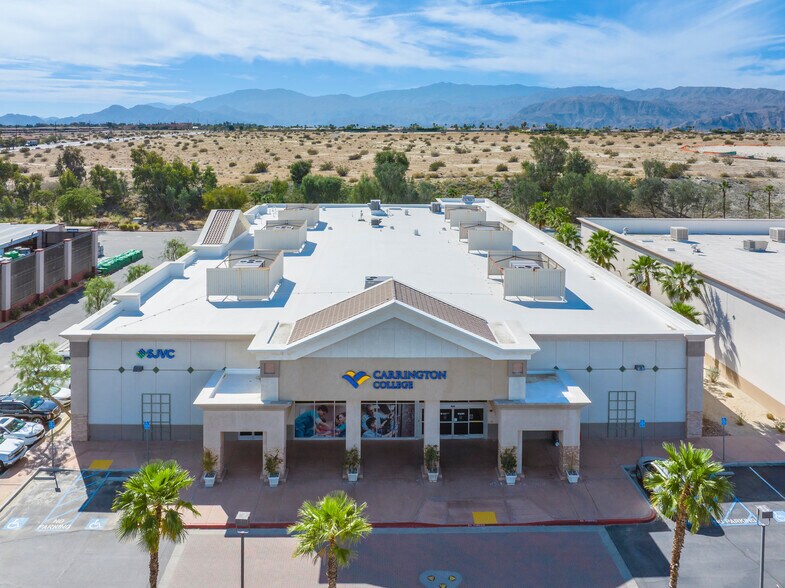 34275 Monterey Ave, Rancho Mirage, CA à vendre - Photo du bâtiment - Image 2 de 25