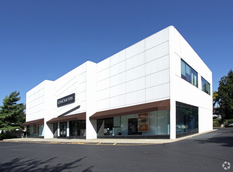 434 Route 18, East Brunswick, NJ à louer - Photo du bâtiment - Image 3 de 11