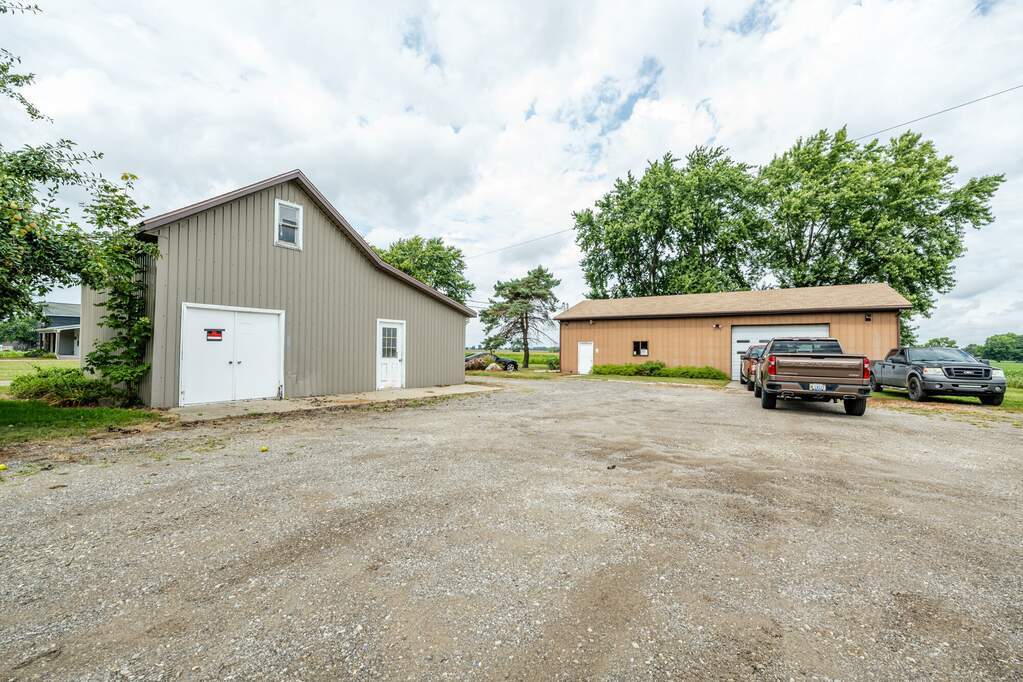 169 Hinchman Rd, Baroda, MI à vendre Photo du bâtiment- Image 1 de 2