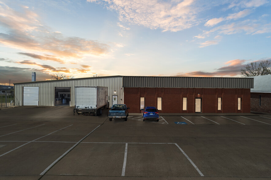 710 S Adams St, Sapulpa, OK for sale - Building Photo - Image 1 of 51