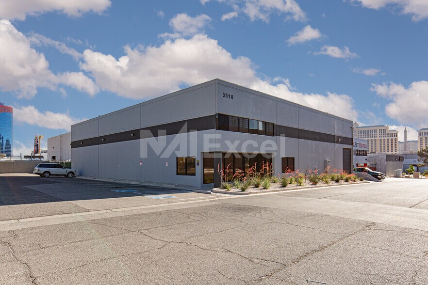 3510 Cavaretta Ct, Las Vegas, NV à louer - Photo du bâtiment - Image 2 de 34