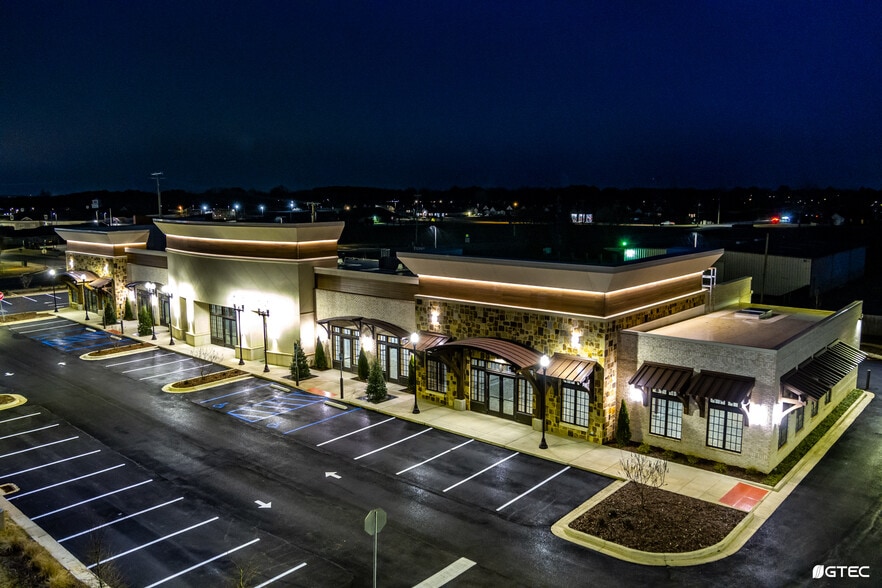 1612 Lindsay Ln S, Athens, AL for lease - Building Photo - Image 3 of 7