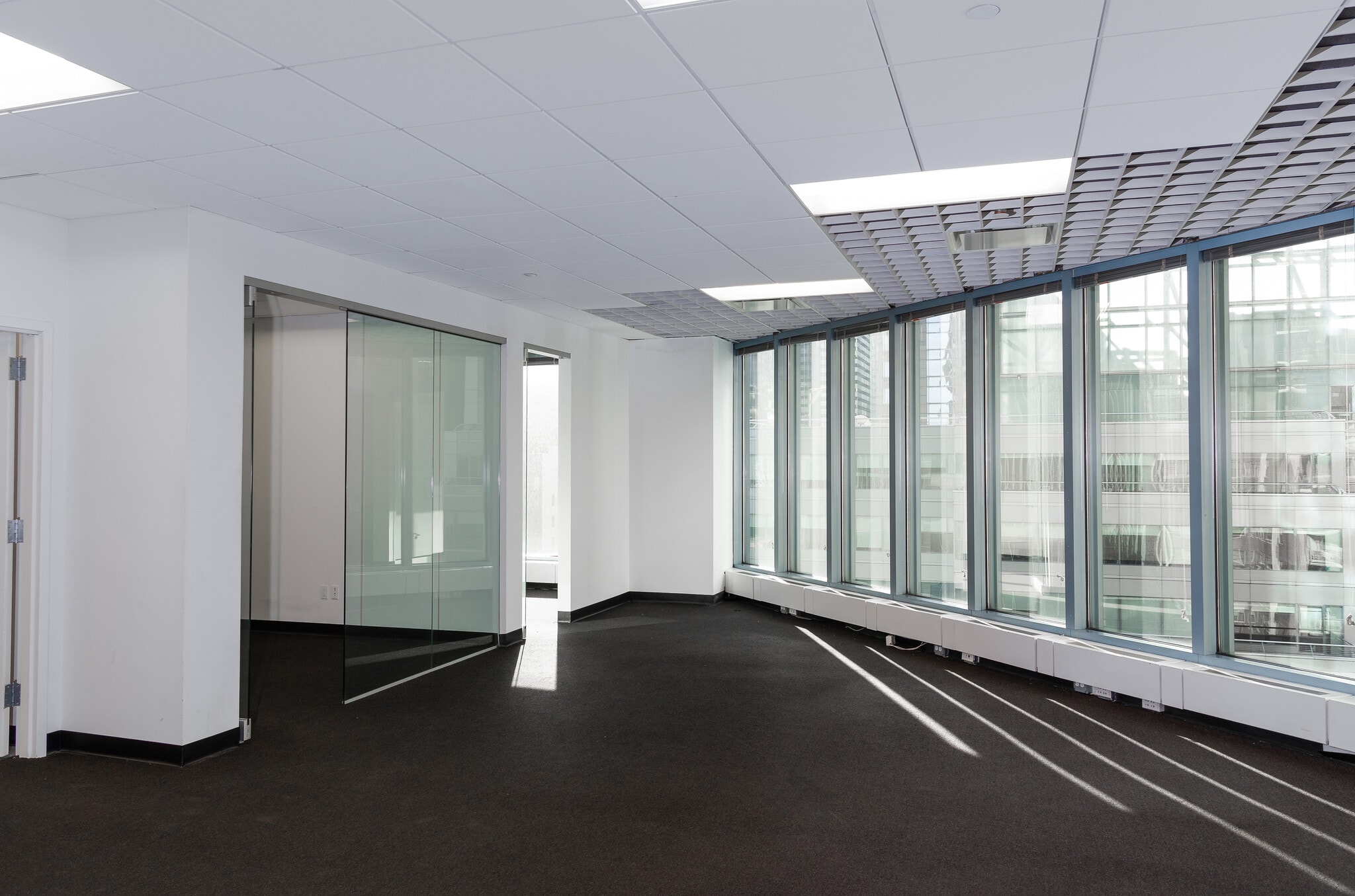 750 Lexington Ave, New York, NY for lease Building Photo- Image 1 of 1