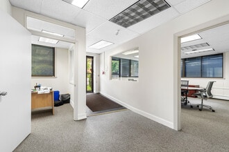 91 Mystic St, Arlington, MA for lease Interior Photo- Image 2 of 13
