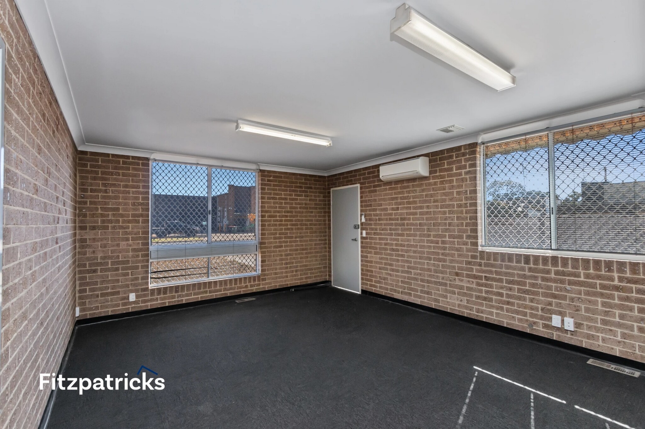 12 Wentworth St, East Wagga Wagga à louer Photo intérieure- Image 1 de 13