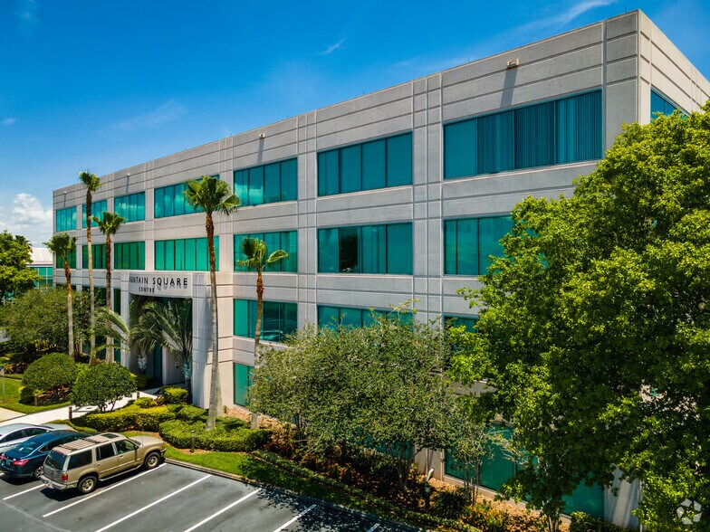 4301 Anchor Plaza Pkwy, Tampa, FL à louer - Photo du bâtiment - Image 1 de 20