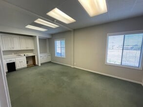 1601 El Camino Real, Belmont, CA for lease Building Photo- Image 2 of 5