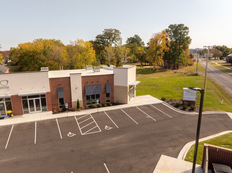 1713 State Route 121 Bypass North, Murray, KY à louer - Photo du bâtiment - Image 2 de 20