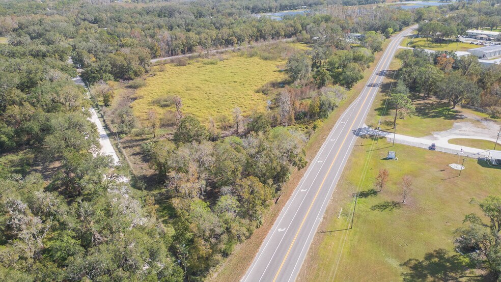 2050 Paul S Buchman Hwy, Zephyrhills, FL à vendre - Aérien - Image 1 de 15
