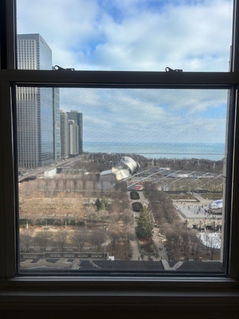 111 N Wabash Ave, Chicago, IL 60602 - Unité 1618 -  - Photo intérieure - Image 1 of 5