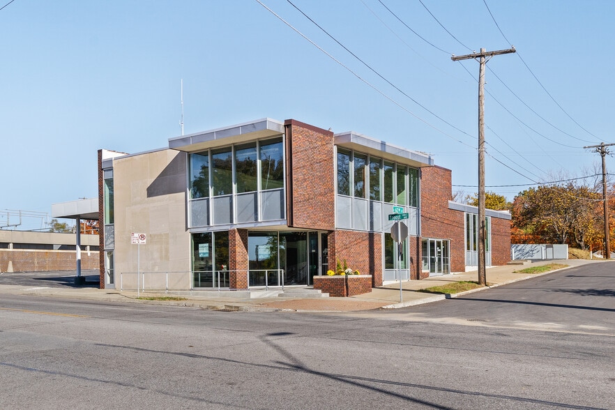 6145 Troost Ave, Kansas City, MO for sale - Building Photo - Image 2 of 31
