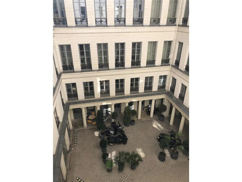 4 Place De L'Opera, Paris for lease - Lobby - Image 3 of 11