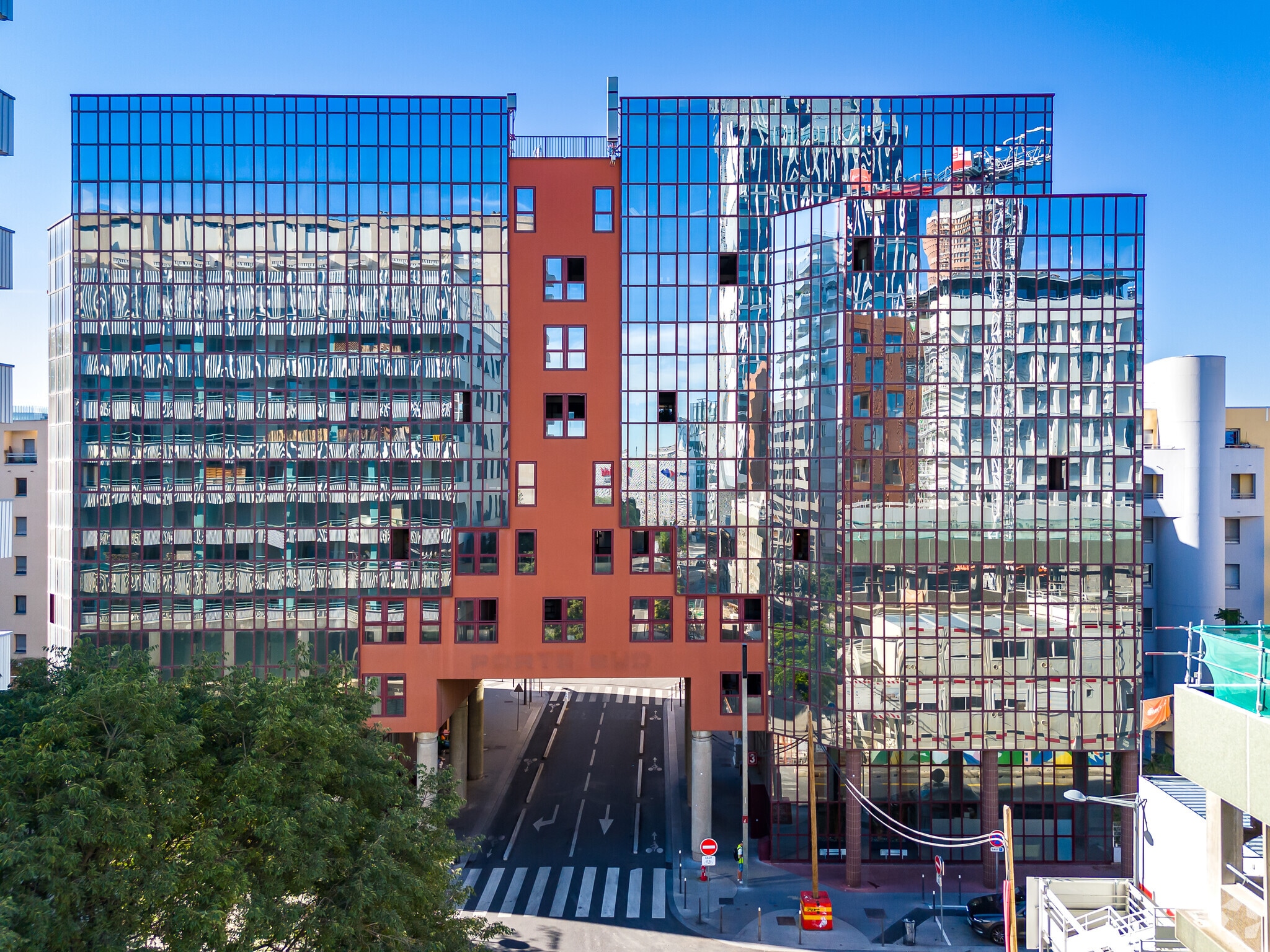 3-5 Rue Des Cuirassiers, Lyon for lease Primary Photo- Image 1 of 19