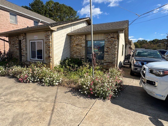 9745 Main St, Woodstock, GA à vendre Photo principale- Image 1 de 7