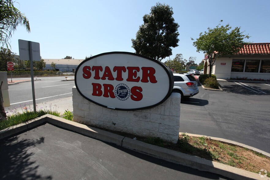 1220-1364 E Mission Ave, San Marcos, CA à louer - Photo du bâtiment - Image 3 de 10