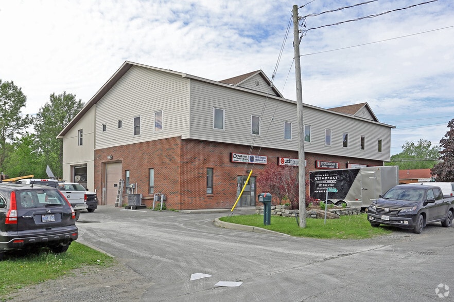 2609 Fenton Rd, Ottawa, ON for sale - Primary Photo - Image 1 of 1