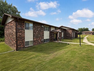 Plus de détails pour 1660 E Summit St, Red Oak, IA - Multi-résidentiel à vendre