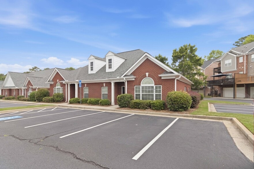 213 River Park North Dr, Woodstock, GA à vendre - Photo du bâtiment - Image 3 de 14