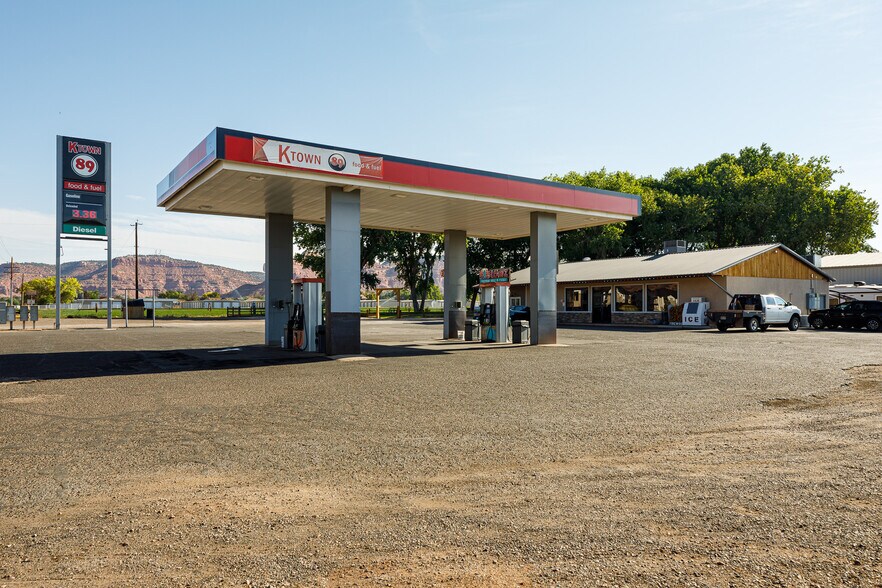 1055 S Highway 89a, Kanab, UT à vendre - Photo du bâtiment - Image 2 de 10