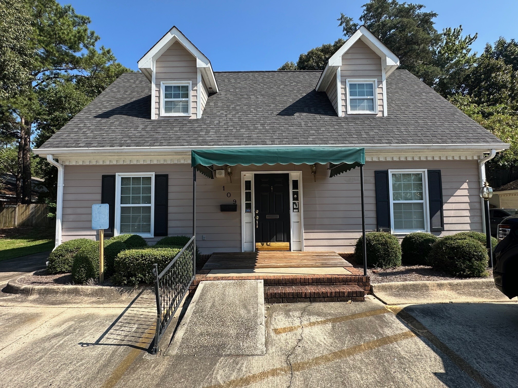 109 Westcliff Blvd, Warner Robins, GA for lease Primary Photo- Image 1 of 4