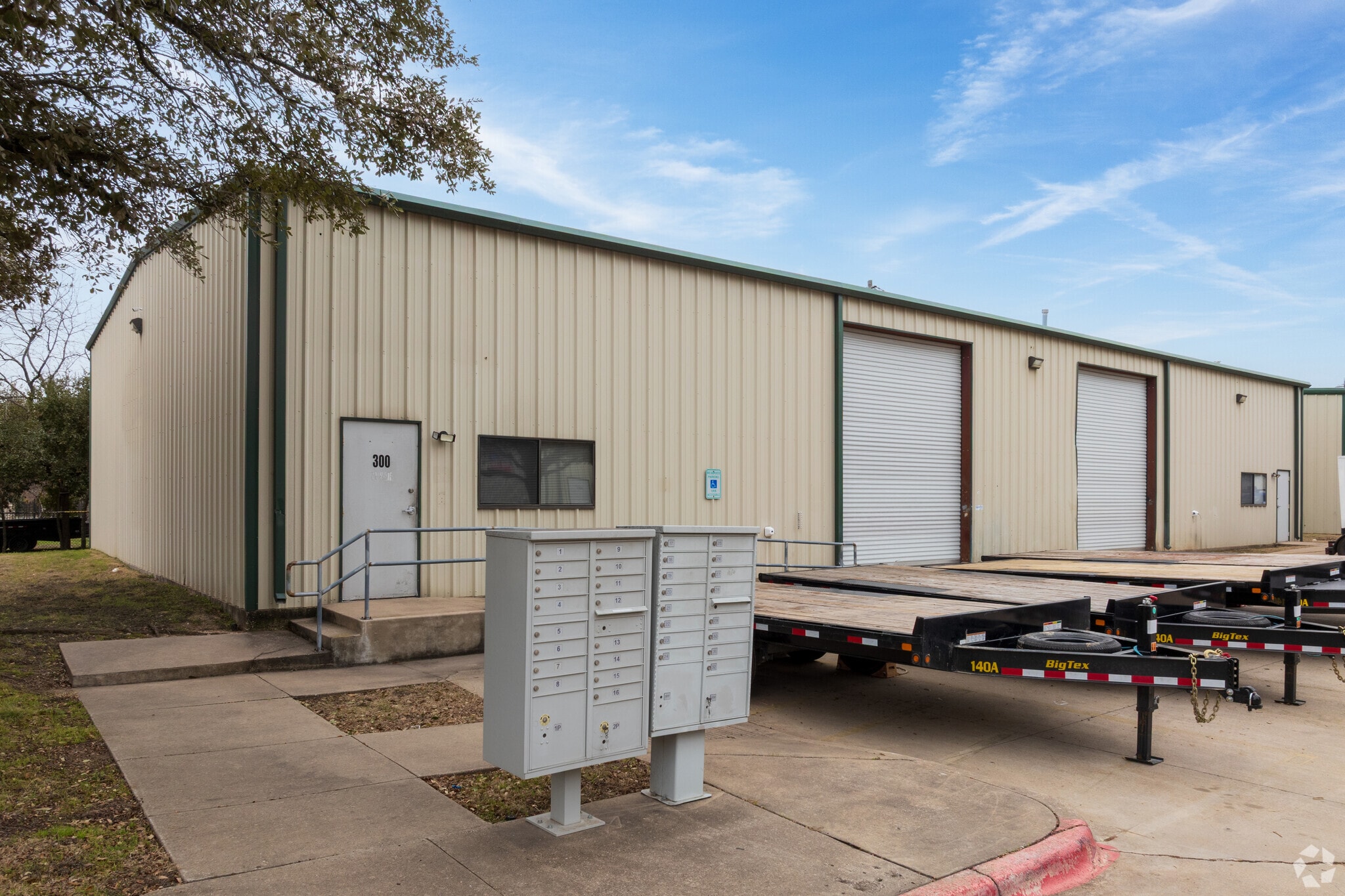 1834 Ferguson Ln, Austin, TX for lease Primary Photo- Image 1 of 23