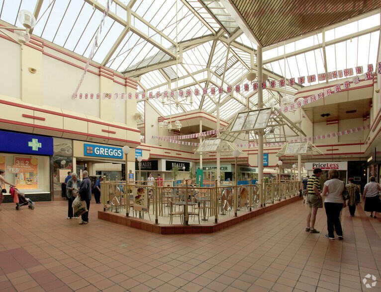 College Walk, Keighley à louer - Photo intérieure - Image 3 de 17