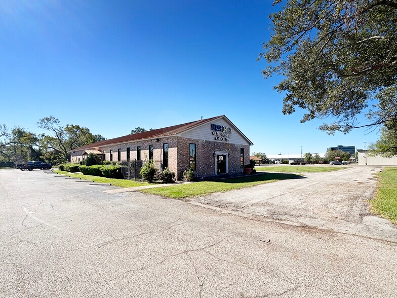 112 Bammel Westfield Rd, Houston, TX à vendre - Photo du bâtiment - Image 2 de 4