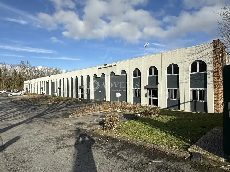 Flex in Noisy-le-Grand for lease Building Photo- Image 1 of 8