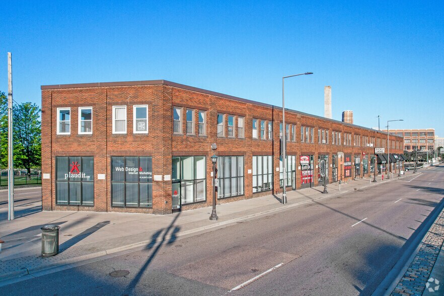 2470-2512 University Ave W, Saint Paul, MN à louer - Photo principale - Image 1 de 9