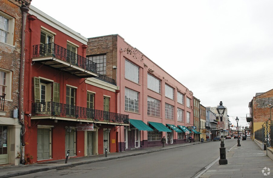 517 Toulouse St, New Orleans, LA à vendre - Photo du bâtiment - Image 2 de 6