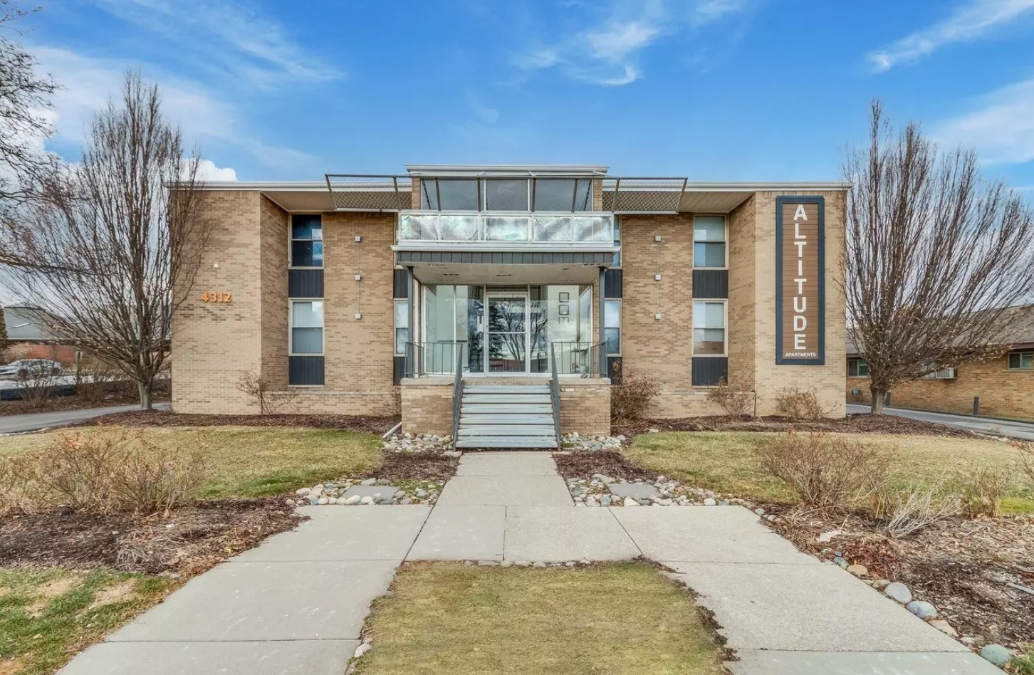 4312-4316 W 13 Mile Rd, Royal Oak, MI for sale Building Photo- Image 1 of 1