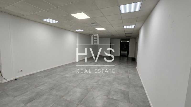 Retail in Aix En Provence for lease - Interior Photo - Image 2 of 9