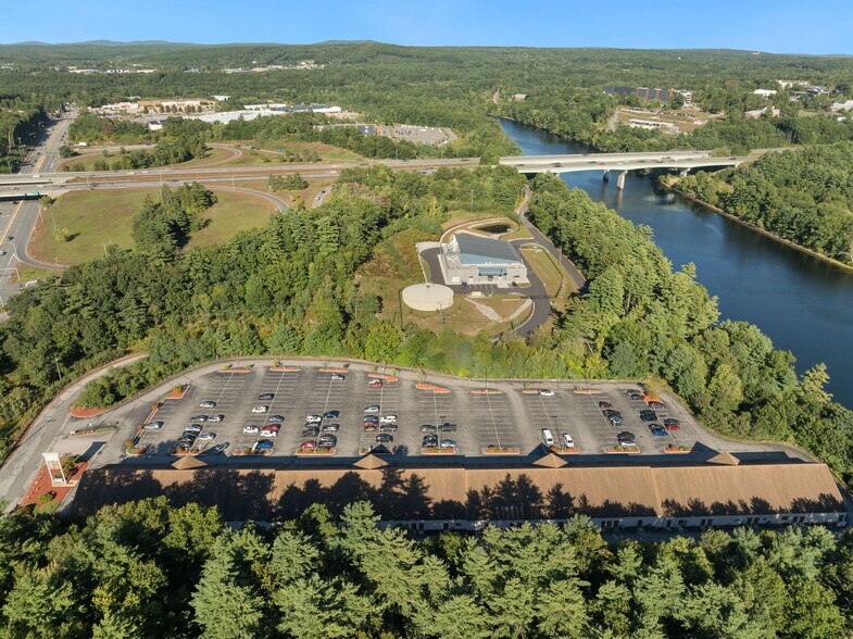 11 Kimball Dr, Hooksett, NH à vendre - Photo du bâtiment - Image 2 de 25