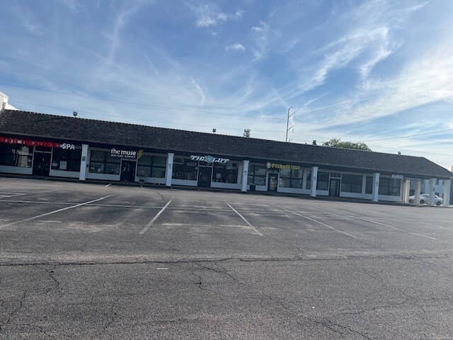 Plus de détails pour 2200 Colonial Ave, Norfolk, VA - Bureau/Commerce de détail, Commerce de détail à louer