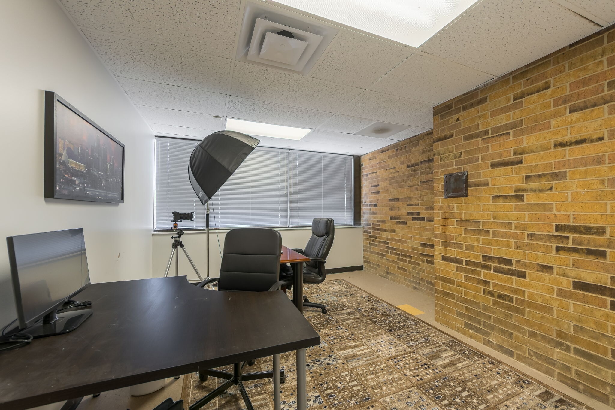 2850 NE Kendallwood Pky, Kansas City, MO à vendre Photo du bâtiment- Image 1 de 3