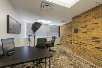 2850 NE Kendallwood Pky, Kansas City, MO à vendre Photo du bâtiment- Image 1 de 3