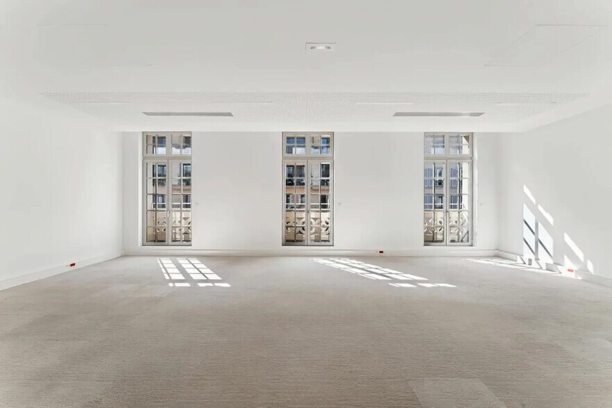 60 Rue Jouffroy D'Abbans, Paris à louer - Photo du bâtiment - Image 1 de 27