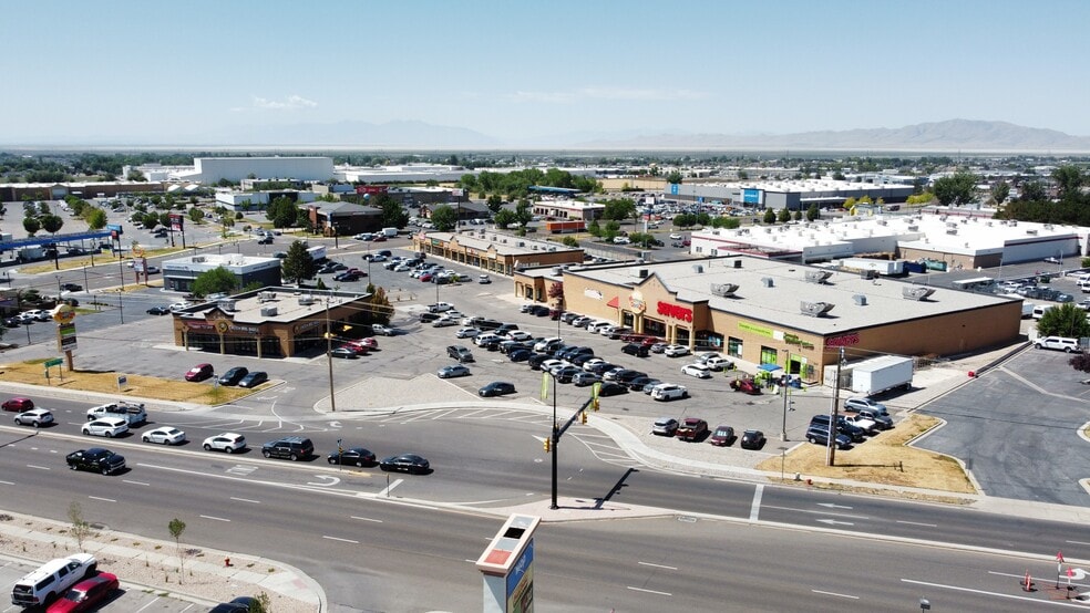 957 N Main St, Layton, UT for lease - Building Photo - Image 3 of 8